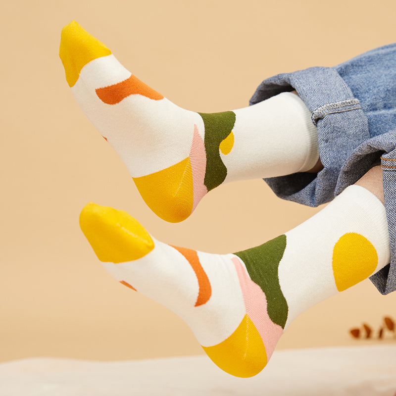 Abstract Aesthetic Crew Socks – Colorful Retro Streetwear Vibe